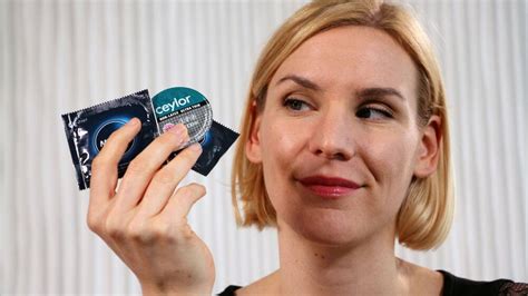 Blowjob ohne Kondom gegen Aufpreis Begleiten Vösendorf
